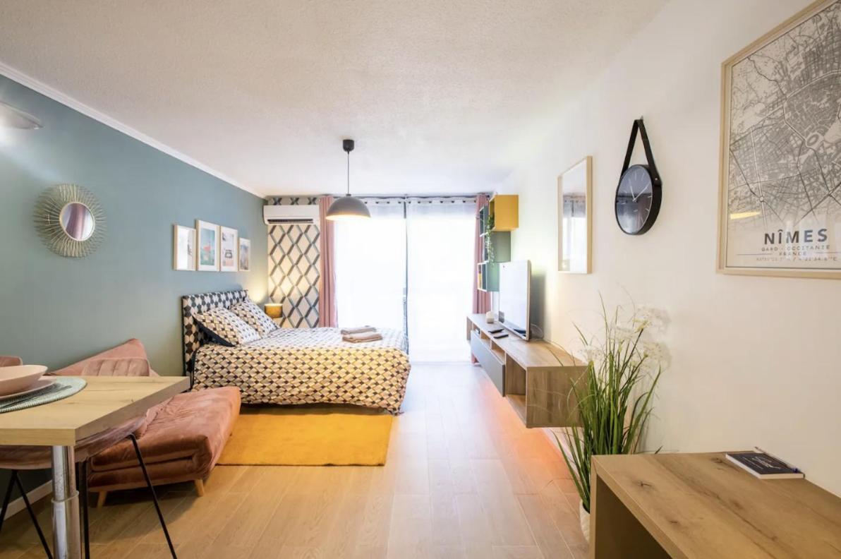 Studio Terrasse & Parking Gratuit En Residence Nimes Bagian luar foto